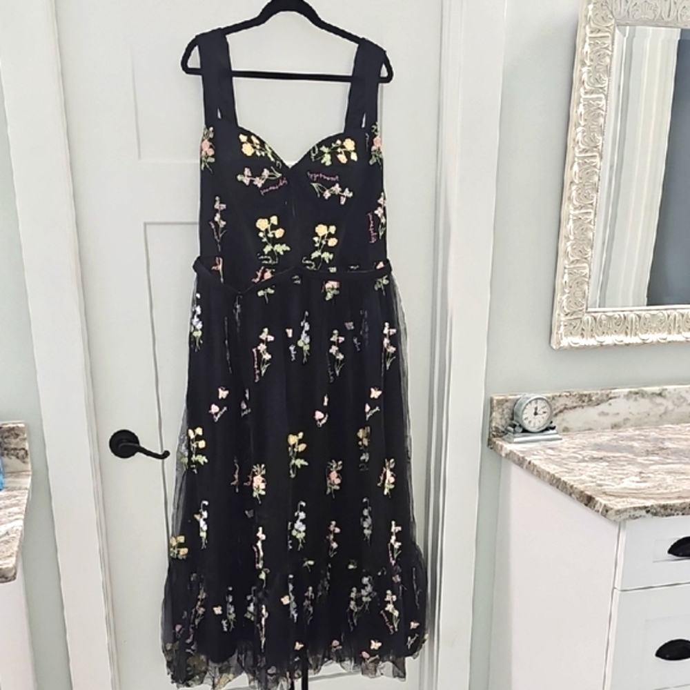 Floral Dress With Embroidery Sleeveless Formal Tulle Gown Size 20W - Picture 2 of 15